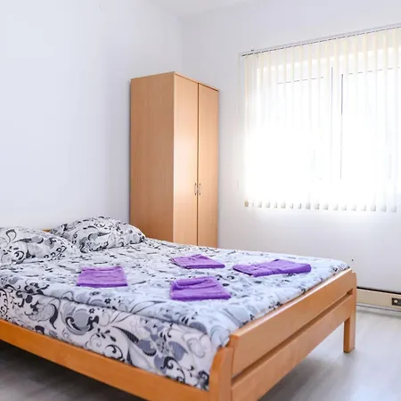 Merlin Апартаменты *