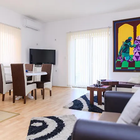 Merlin Апартаменты *